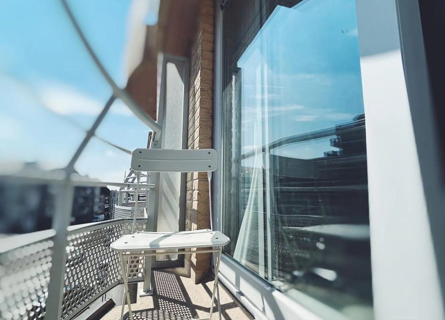 Apartment La Vie Sur Mer - Appartement Zijdelings Zeezicht Mariakerke Ostend Belgium